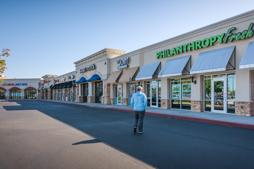 More Photos Of 4743-4753 Highway 78, Loganville General Retail For Lease