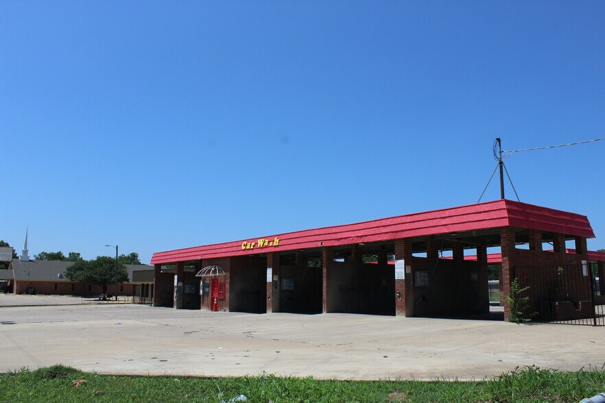 More Photos Of 2115 Dairy Rd, Garland Carwash For Sale