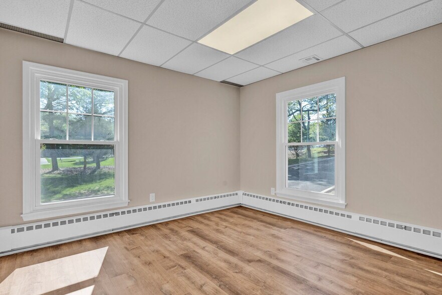 More Photos Of 215 Old Tappan Rd, Old Tappan Medical For Lease