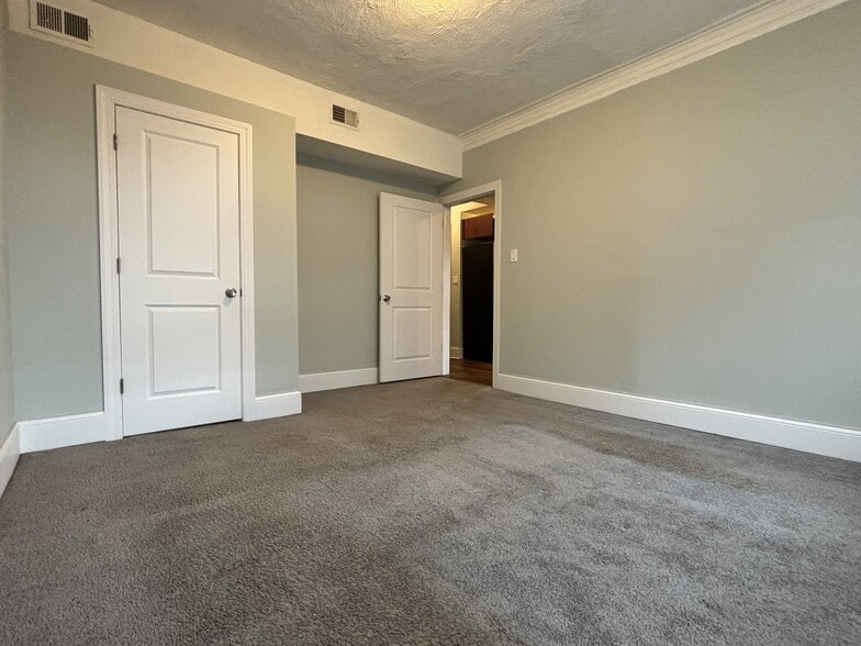 More Photos Of 4139 S Prairie Ave, Chicago Apartments For Sale