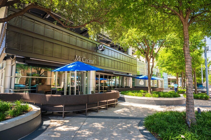 More Photos Of 3232 McKinney Ave, Dallas Office For Lease