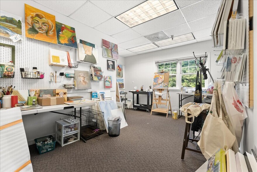 More Photos Of 2052 Prospector Ave, Park City Storefront Retail Office For Lease