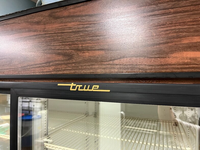 More Photos Of 26646 S 555 St, Fullerton Restaurant For Sale