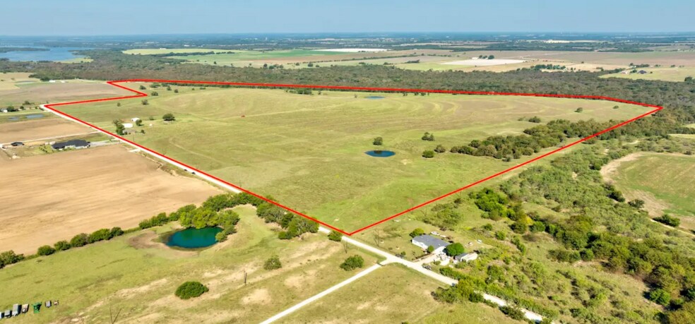 More Photos Of 831 Baker Rd, Pilot Point Land For Sale