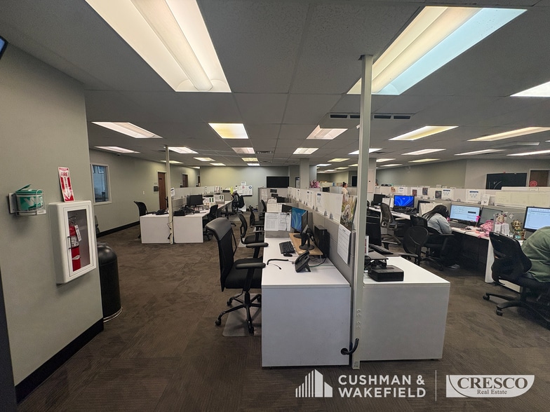 More Photos Of 4299 Cranwood Pky, Warrensville Heights Warehouse For Sale