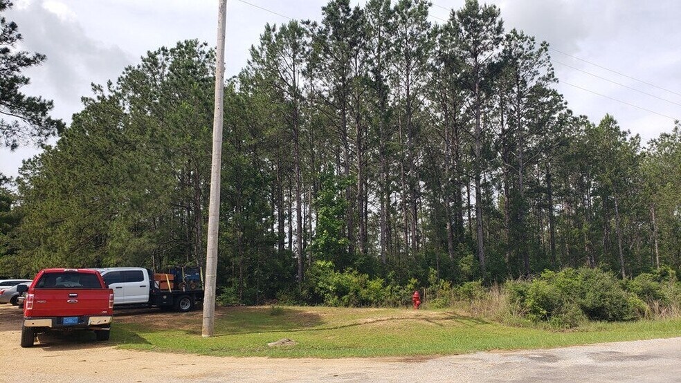 More Photos Of 300 N Industrial Park Dr, Liberty Land For Sale