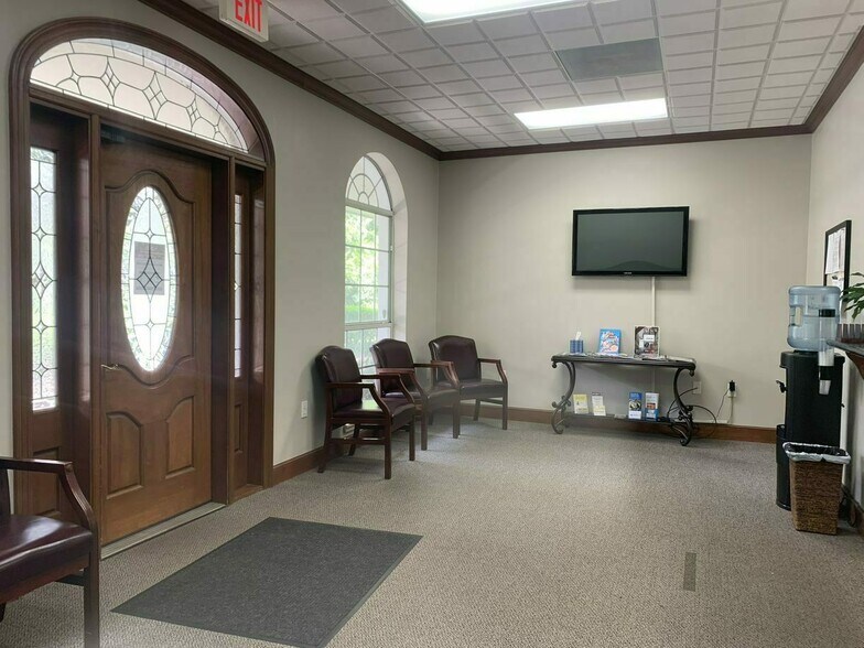 More Photos Of 550 Highway 85 N, Niceville Medical For Lease