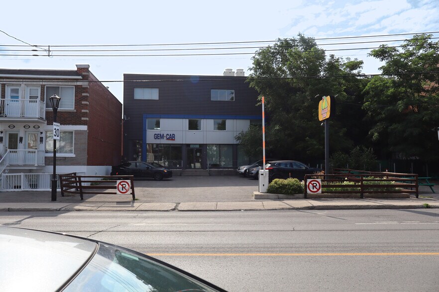 Primary Photo Of 4450-4460 Bélanger Rue, Montréal Office For Lease