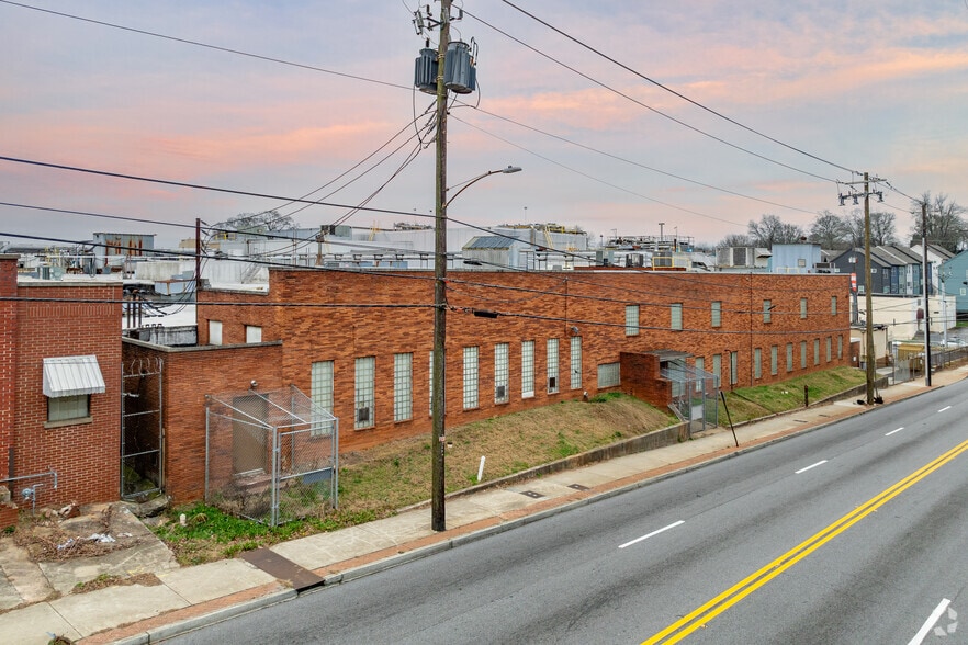 Primary Photo Of 720 Metropolitan Pky SW, Atlanta Manufacturing For Lease