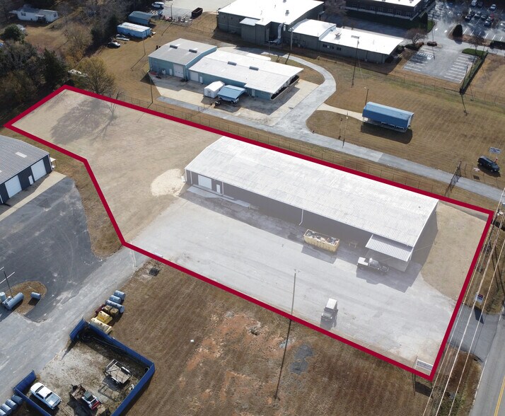 More Photos Of 2310 River Rd, Piedmont Warehouse For Sale