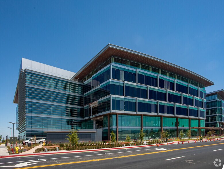 Primary Photo Of 825 Industrial Rd, San Carlos Office For Lease