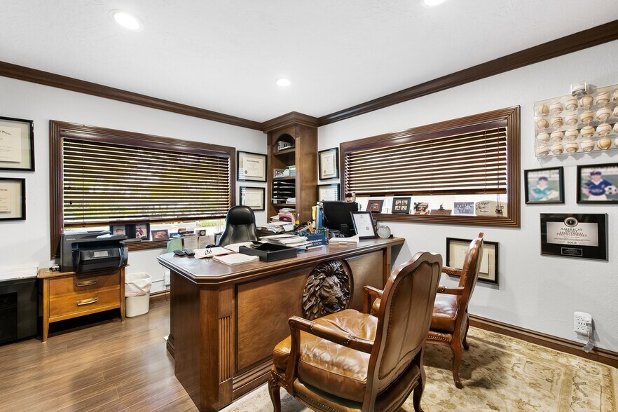 More Photos Of 2010 N Andrews Ave, Wilton Manors Office For Sale