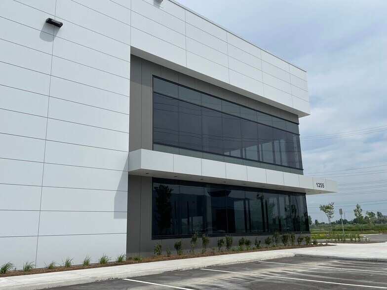 Primary Photo Of 1255 Stackhouse Rd, Newmarket Industrial For Lease