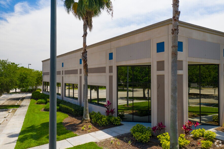 More Photos Of 8900-8934 Brittany Way, Tampa Unknown For Sale