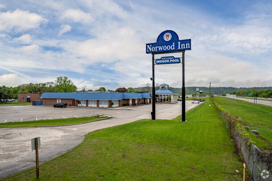 More Photos Of 101 Sky Harbour Dr, La Crosse Hotel For Sale