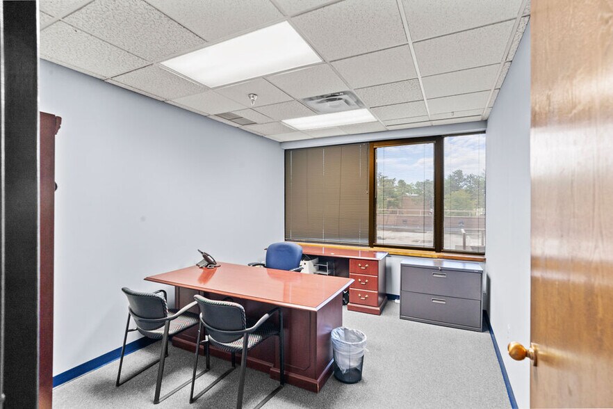 More Photos Of 4640 Forbes Blvd, Lanham Office For Lease