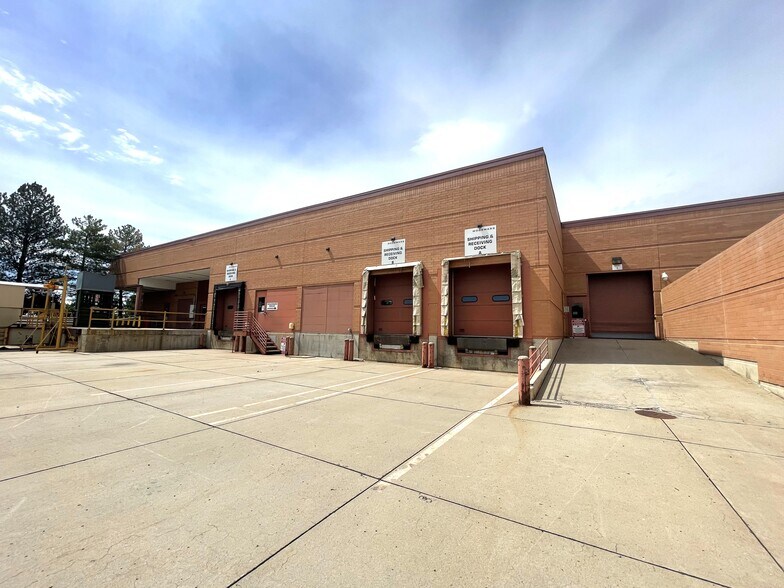 More Photos Of 3800 Wilson Ave, Loveland Manufacturing For Lease