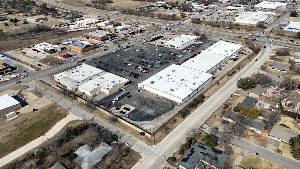 More Photos Of 5107-5129 Wesley St, Greenville Unknown For Lease