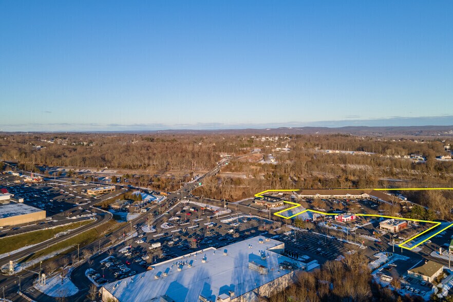 More Photos Of 34 Shunpike Rd, Cromwell Freestanding For Lease