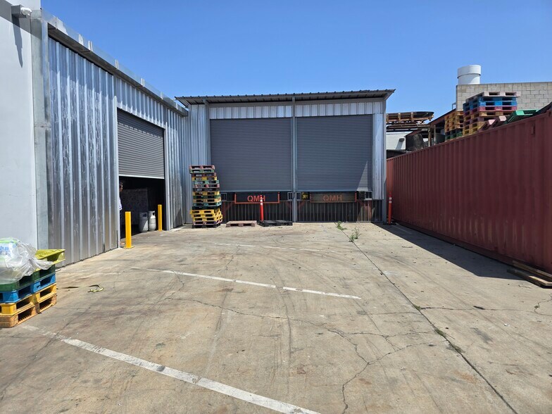 More Photos Of 9526 Ann St, Santa Fe Springs Manufacturing For Lease