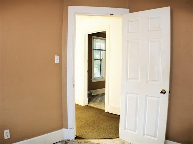 More Photos Of 401 S Lucas St, Iowa City Apartments For Sale