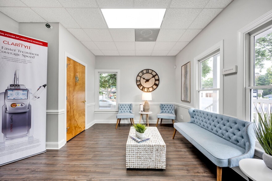 More Photos Of 20808 N Main St, Cornelius Medical For Sale