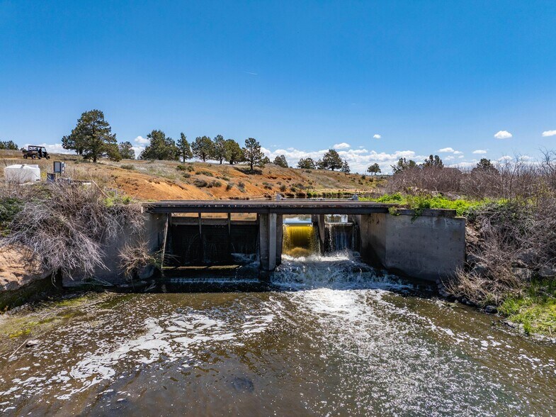 More Photos Of 2505 West 4th Street, Alturas Land For Sale