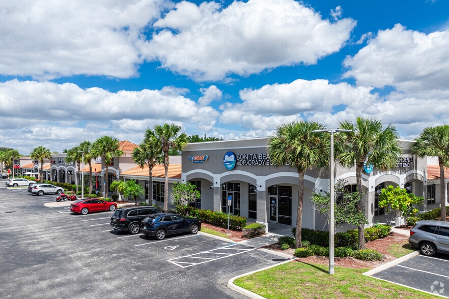 More Photos Of 28811 S Tamiami Trl, Bonita Springs General Retail For Lease