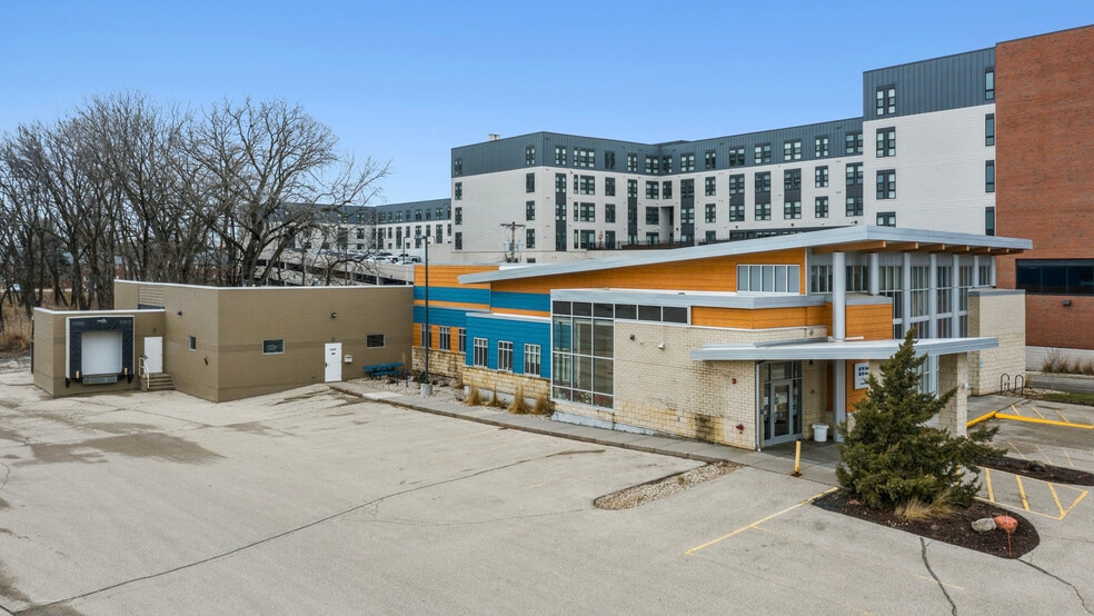 More Photos Of 1414 S Park St, Madison Manufacturing For Sale