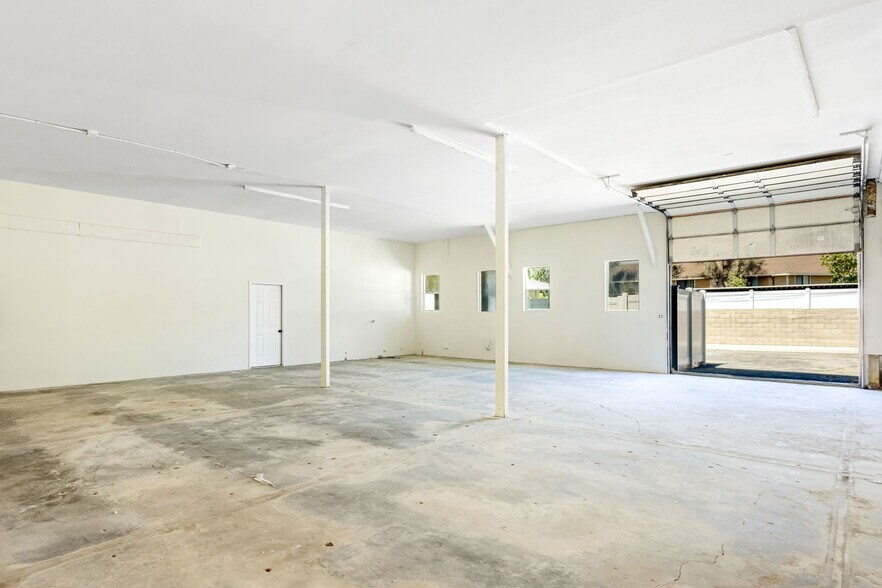 More Photos Of 791 Vernon Dr, Upland Warehouse For Sale