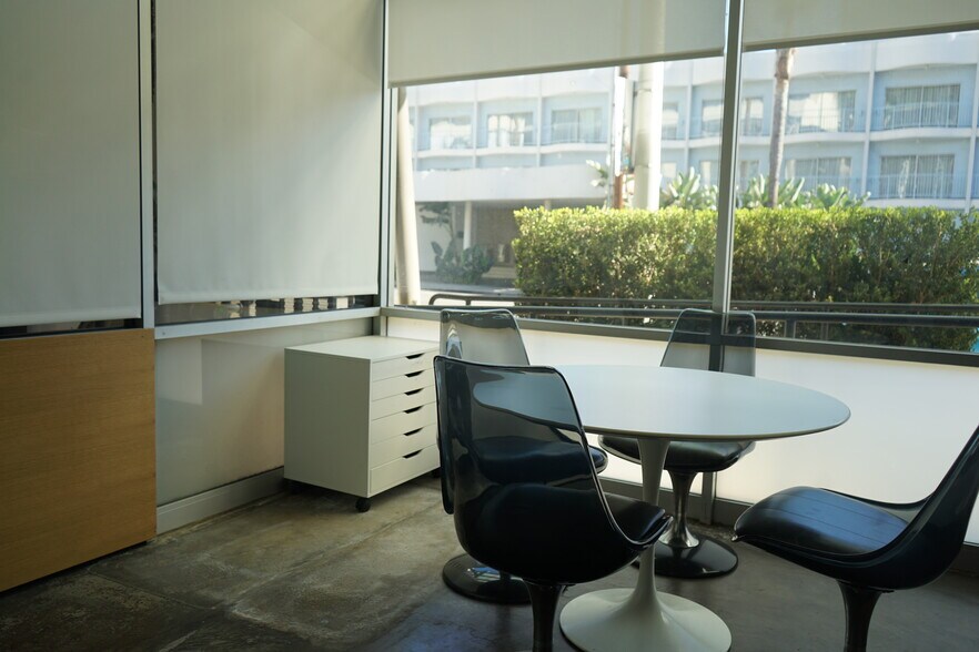 More Photos Of 8335 W Sunset Blvd, West Hollywood Office For Lease