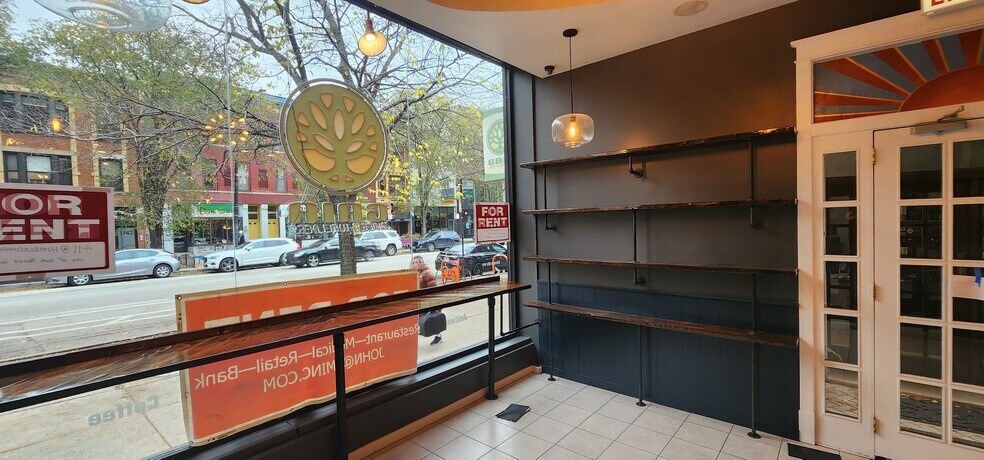 More Photos Of 1745 W Division St, Chicago Storefront For Lease