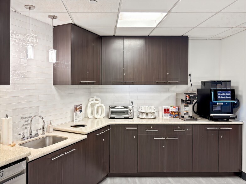 More Photos Of 10 Dorrance St, Providence Coworking Space