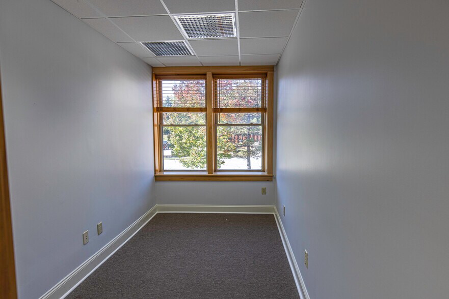 More Photos Of 9 May St, Bangor Medical For Sale