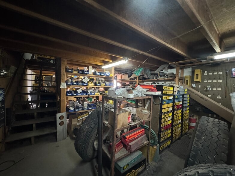 More Photos Of 50 Dalley Rd, Riverton Warehouse For Sale