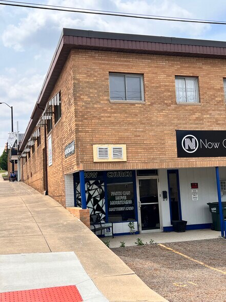 More Photos Of 8 N Main St, Rittman Storefront Retail Office For Lease