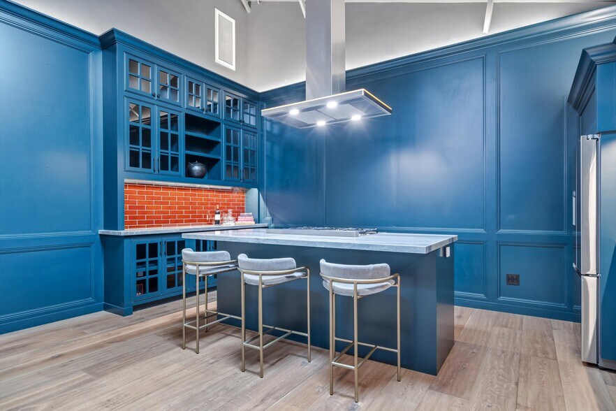 More Photos Of 1229 Grove St, Healdsburg Warehouse For Sale