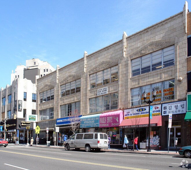 More Photos Of 910 Bergen Ave, Jersey City Office For Lease