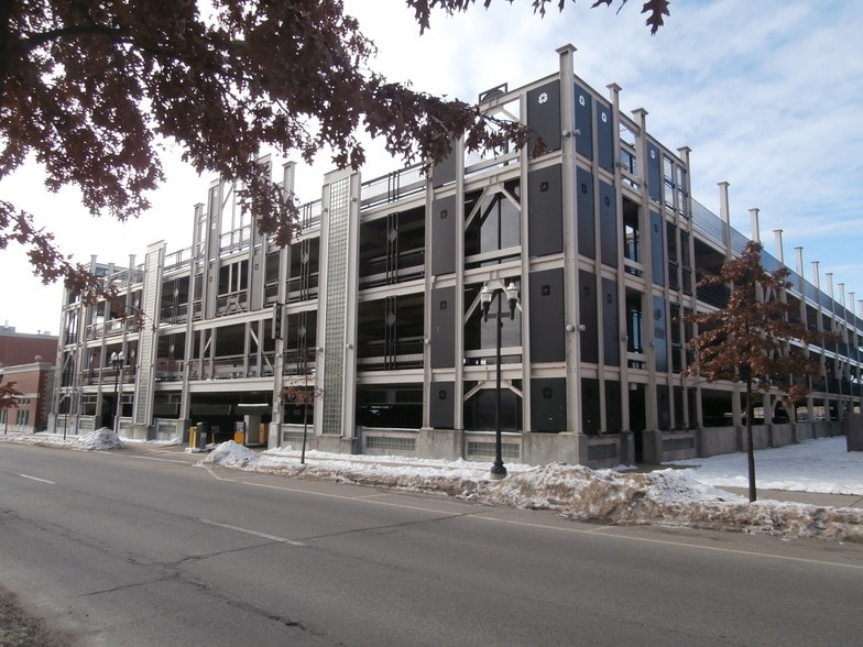 More Photos Of 415 Lisbon St, Lewiston Office For Sale
