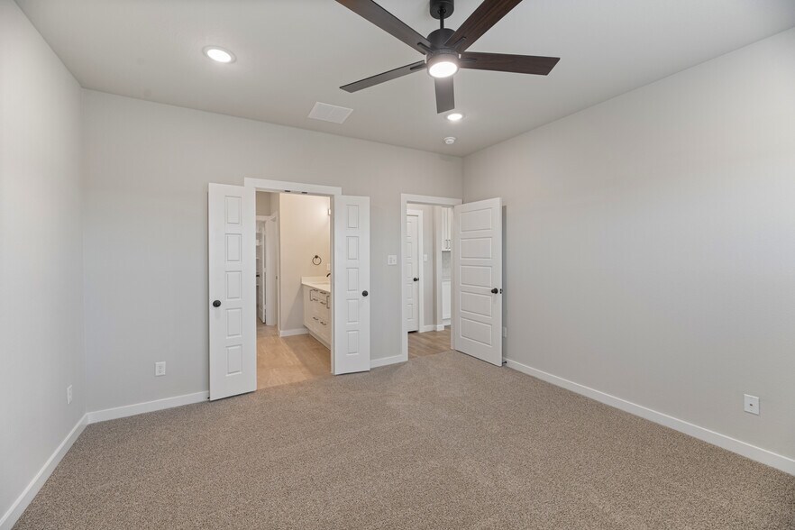 More Photos Of 4405 Clovis Ct, Midlothian Apartments For Sale