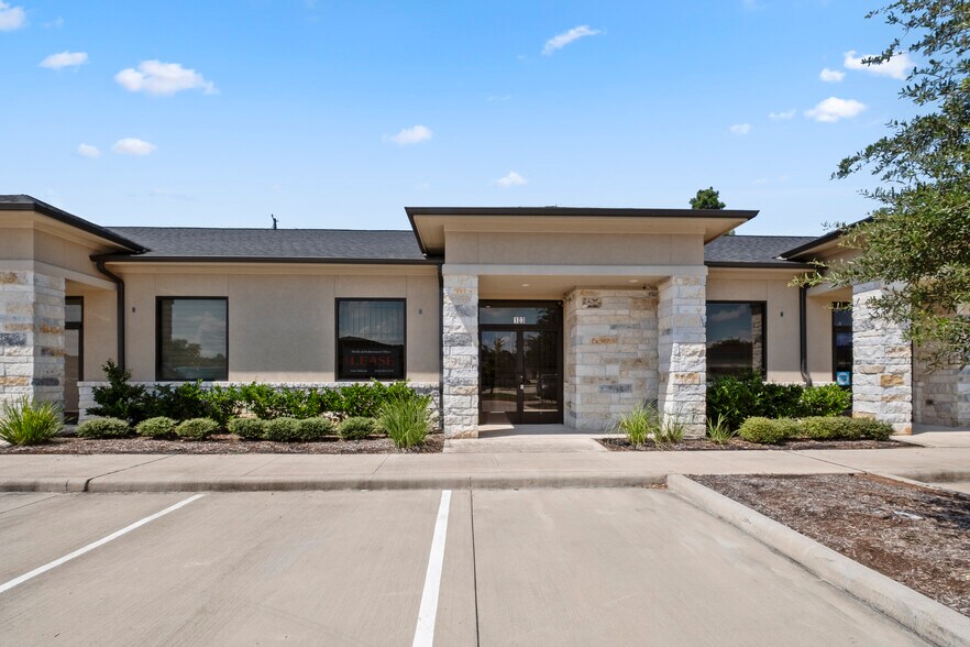 More Photos Of 4220 Cartwright Rd, Missouri City Medical For Sale