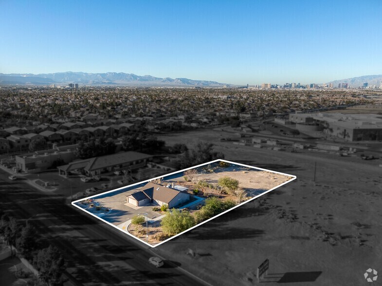 More Photos Of 1620 E Serene Ave, Las Vegas Freestanding For Lease