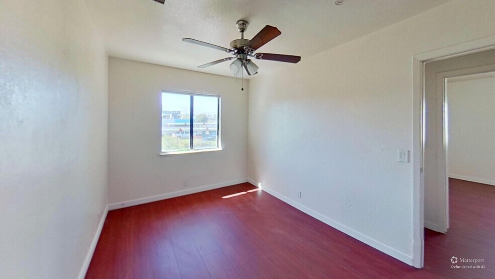 More Photos Of 1932 Lirio Way, Las Vegas Apartments For Sale