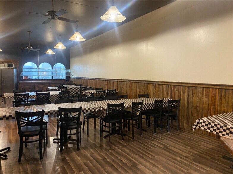 More Photos Of 207 S 3rd St, Laramie Restaurant For Sale