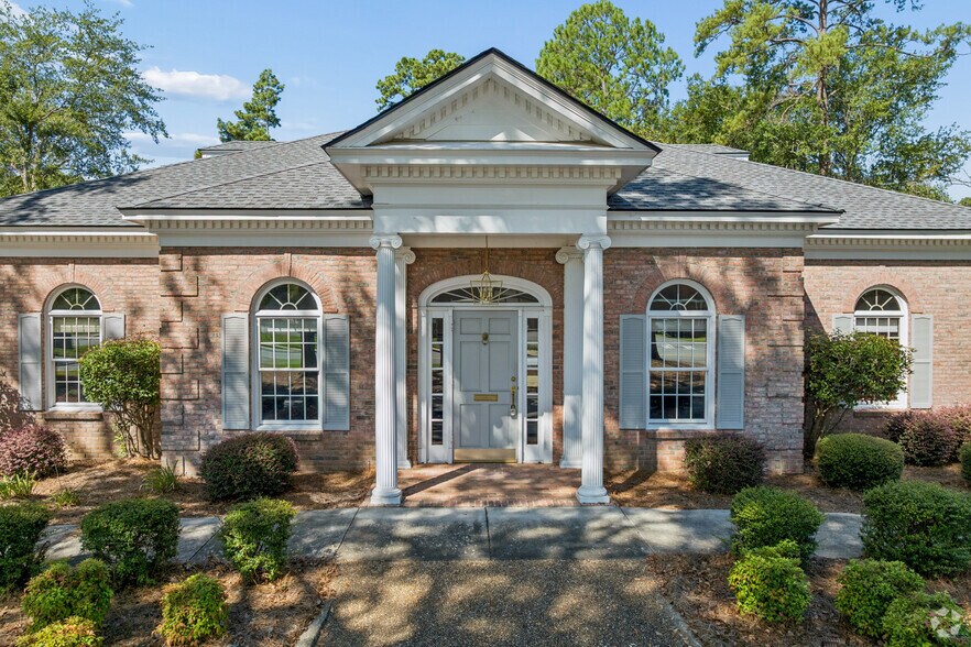 More Photos Of 2718 N Oak St, Valdosta Medical For Sale