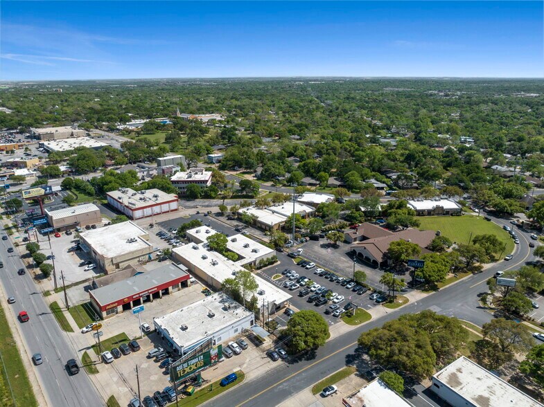 More Photos Of 4419 Frontier Trl, Austin Medical For Lease