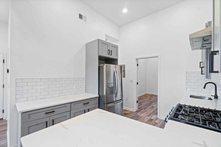 More Photos Of 310 Pacific Ave, Jersey City Storefront Retail Residential For Sale