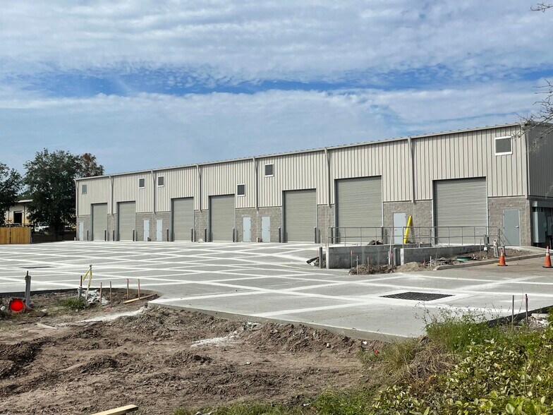 Primary Photo Of 750 Duncan Ave, Kissimmee Warehouse For Lease