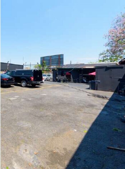 More Photos Of 8910-8912 Church Ave, Brooklyn Land For Lease