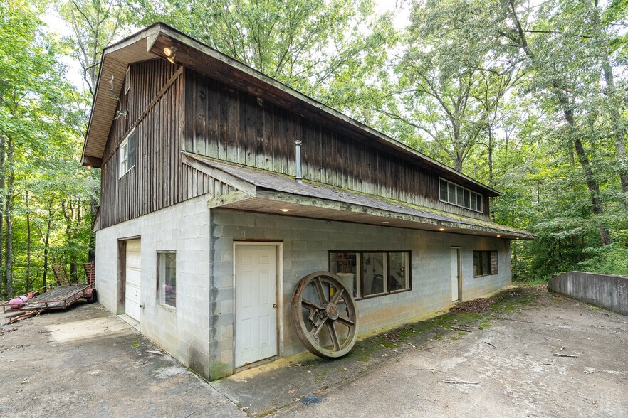 More Photos Of 9975 Ball Ground Hwy, Ball Ground General Retail For Sale